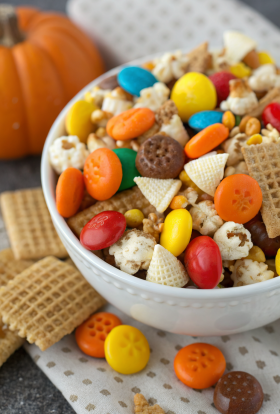 Scarecrow Crunch Snack Mix Recipe